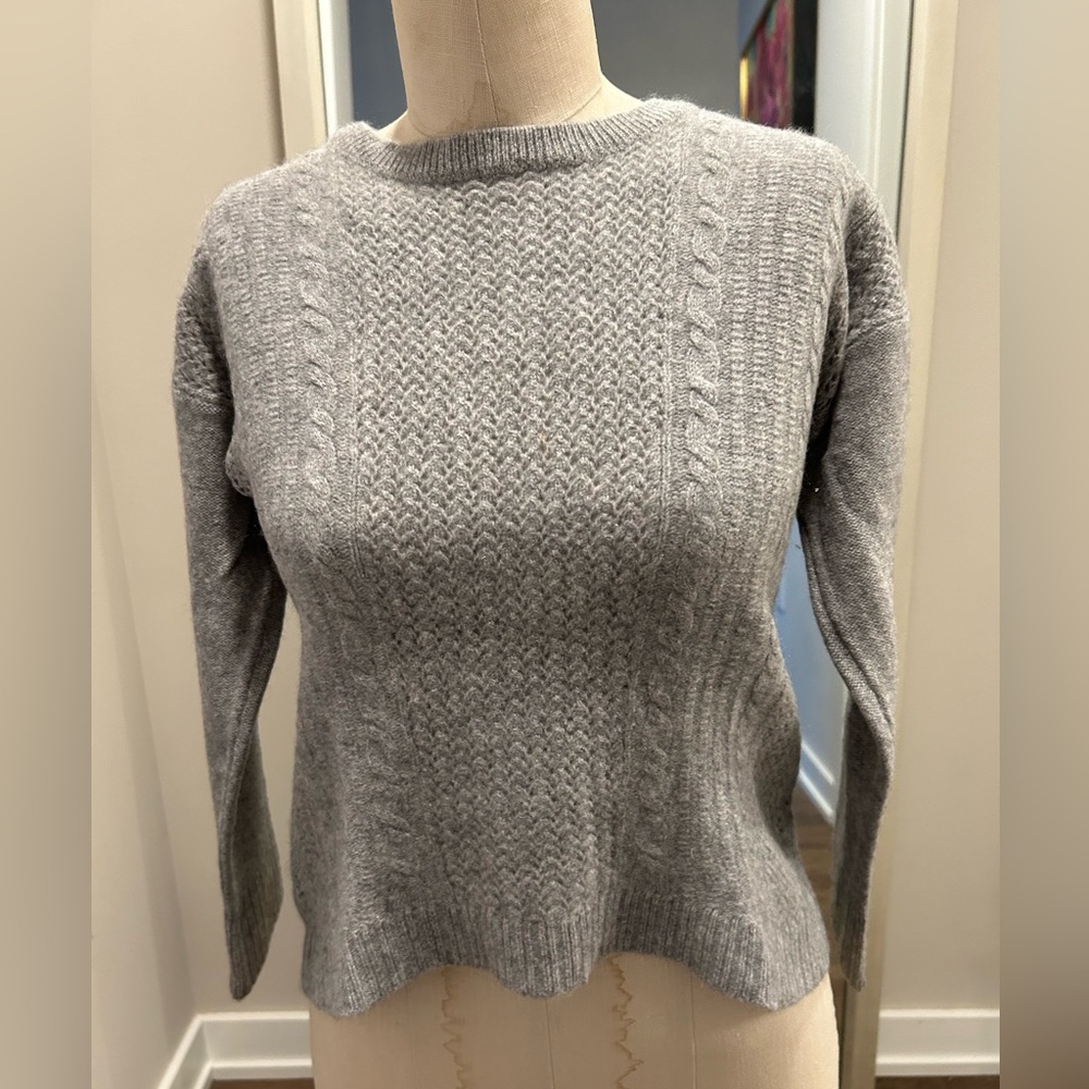 Max Studio Cashmere Sweater - Grey - Small